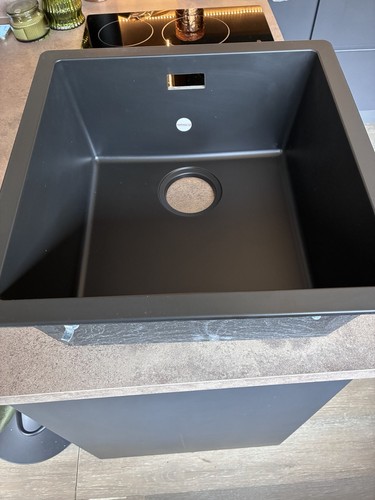 Keratek black under mount - black,