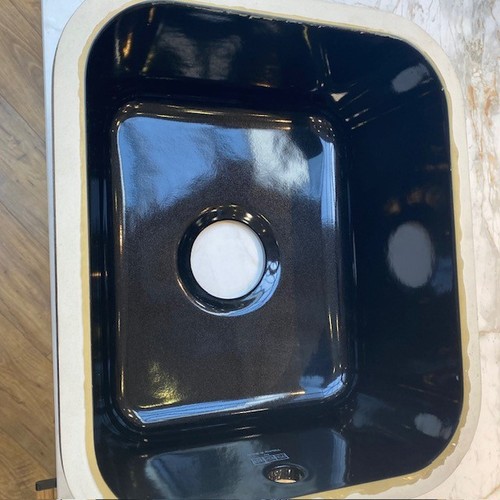 Franke ceramic undermount sink